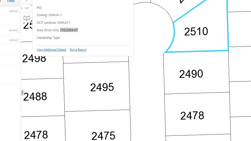A digital map displays property plot numbers 2488, 2495, 2496, 2498, 2499, 2475, 2478, 2490, 2510, with a popup showing parcel info for 2510.